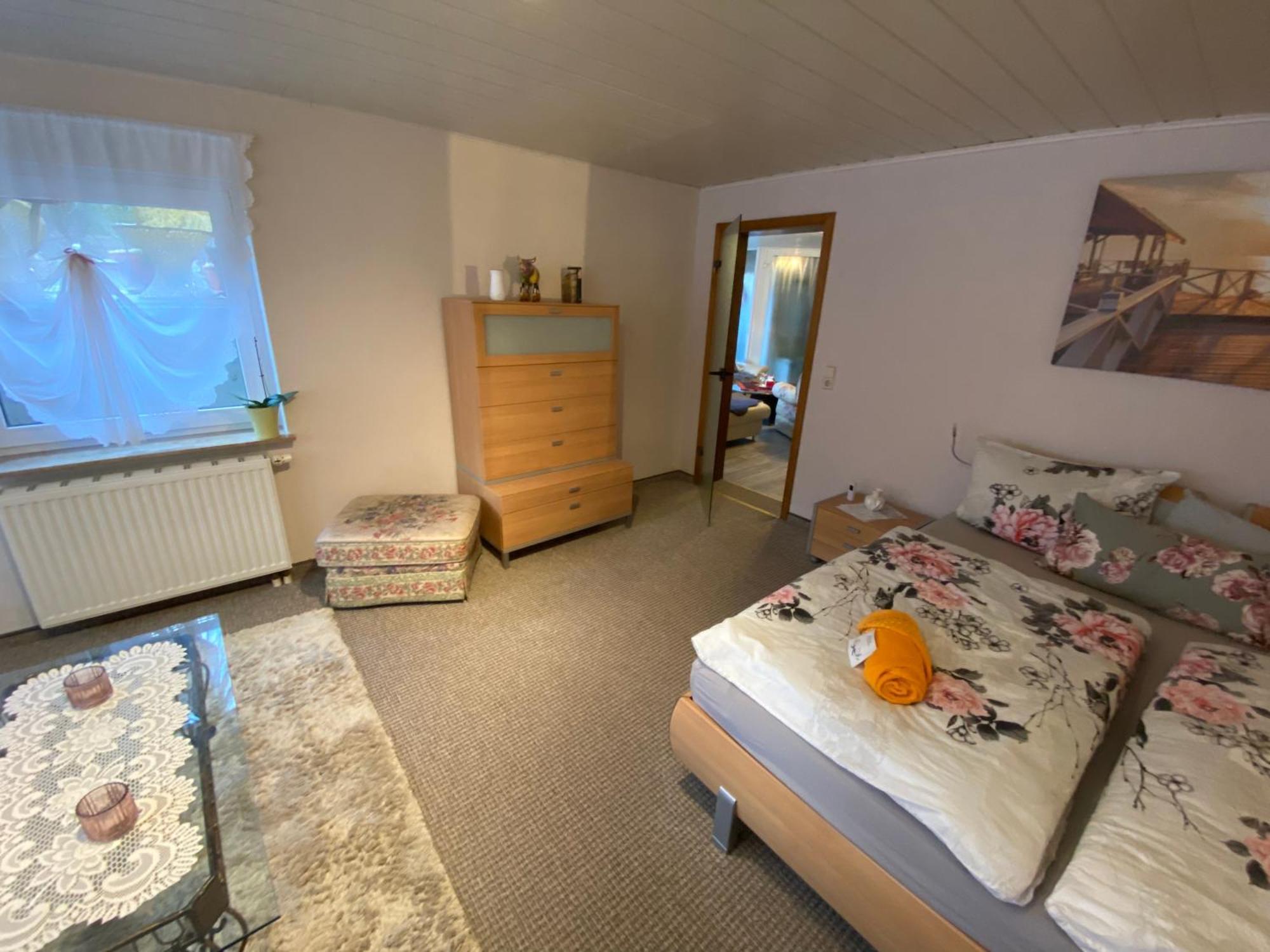 Grosse Helle Wohnung Am Wald In Bad Saarow Nahe Gruenheide Und Berlin Souterrain ภายนอก รูปภาพ